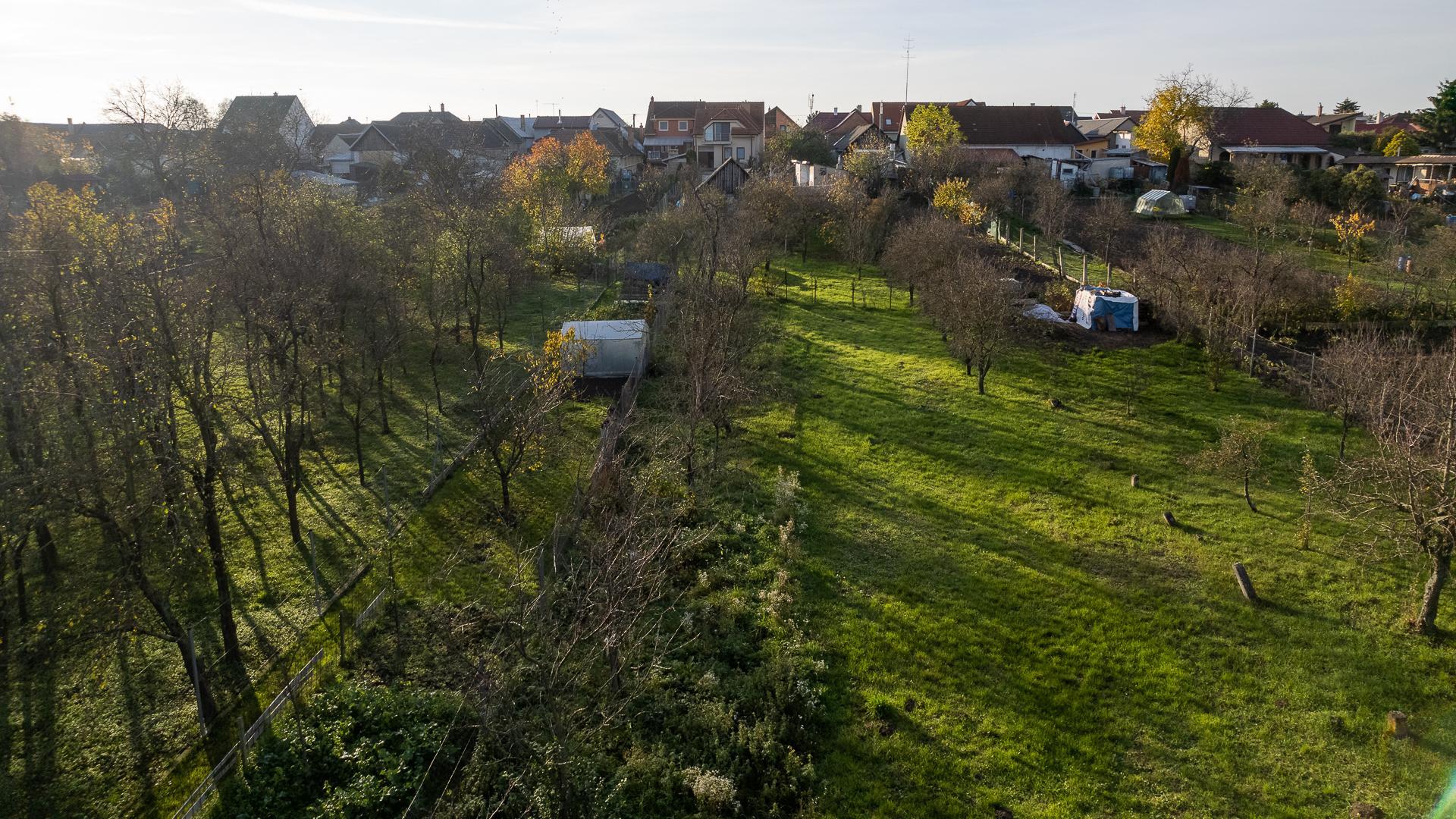 Predaj stavebného pozemku o výmere 1062 m2 ,Trebatice, okres Piešťany