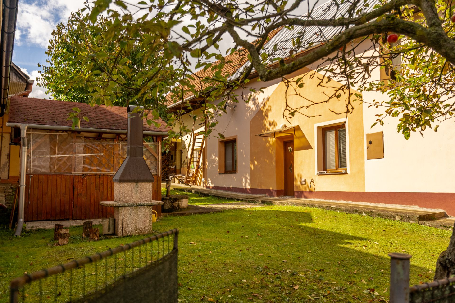 Predaj čarovnej chalupy v obci Petrova Lehota, Trenčín