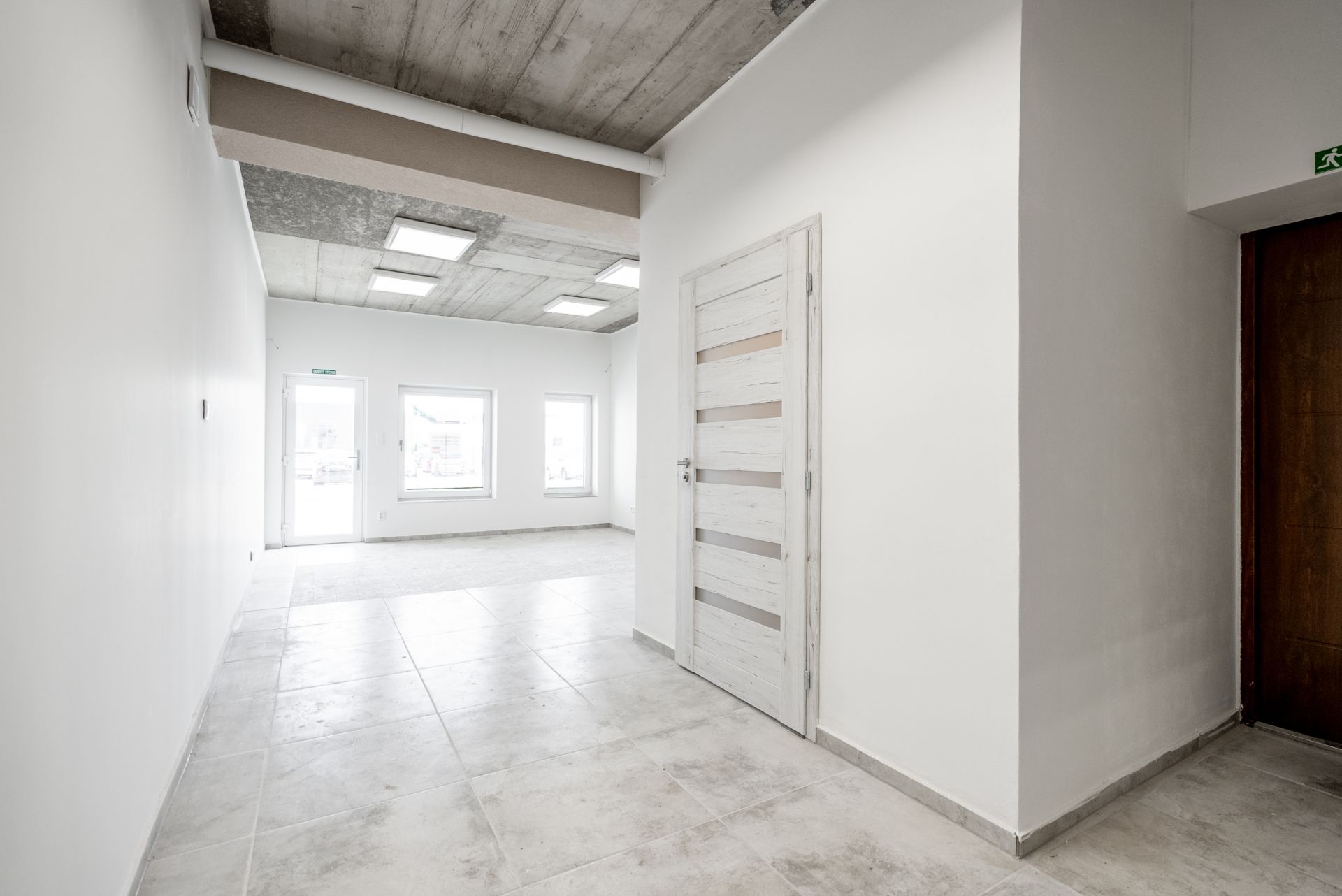 Multifunkčný priestor na prenájom – ideálny pre podnikanie aj služby, Bratislavská ulica, 65 m2, Piešťany