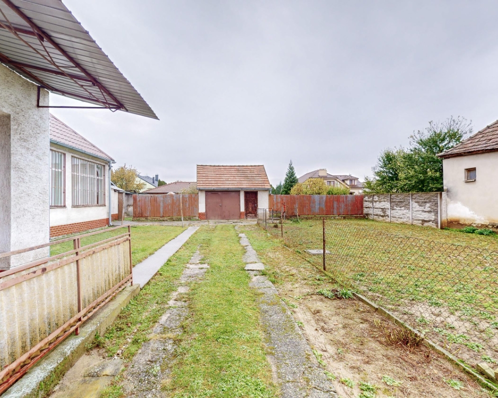 Predaj 4-izbový rodinný dom s pozemkom 784 m2, Madunice, Hlohovec