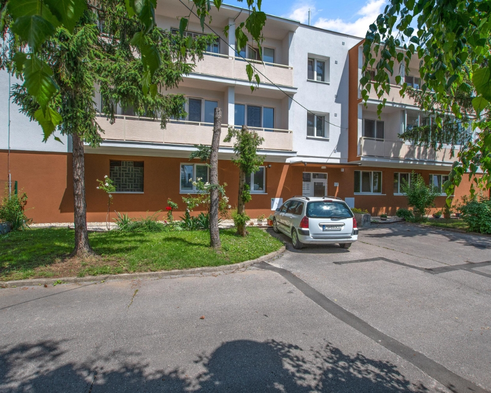 Predaj, priestranný 2-izbový byt, ulica Dičová, Piešťany, 76 m2