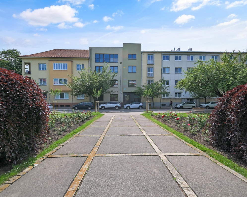 Na predaj priestranný 3-izbový na Námestí SNP, Piešťany, 105 m2