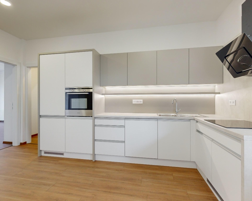 Krásny a precízne zrekonštruovaný 3-izbový byt v meštianskom dome, Piešťany, 113 m2