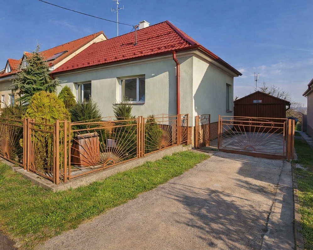 Predaj rodinný dom v Trebaticiach – bývanie s potenciálom len pár minút od Piešťan